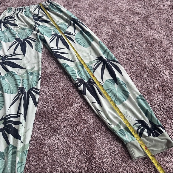Tropical Pajama Set - Picture 5 of 7
